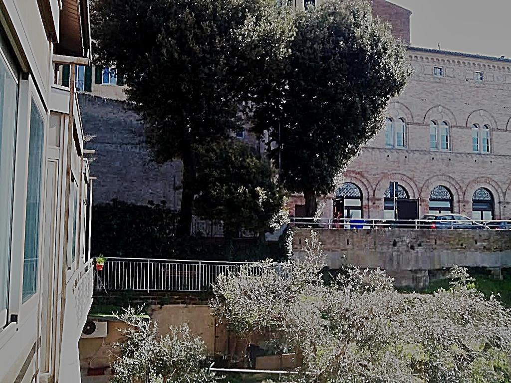 Hotel La Fonte Osimo Dış mekan fotoğraf